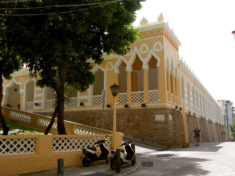 ملف:Moorish Barracks-Macau.jpg