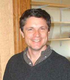 ملف:Andrew Strominger at Harvard.jpg