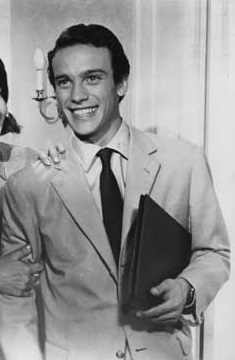 ملف:Oscar Orlegui.jpg