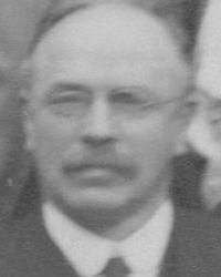 Knudsen,Martin 1934 London.jpg