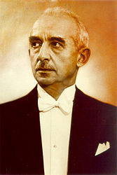 Portrait of Ismet Inonu.jpg