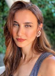 هلا السعيد.jpg