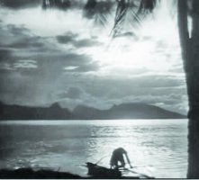 فيلم ظلال بيض في بحار الجنوب.jpg