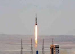 يران تطلق صاروخ مداري.jpg