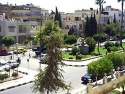 أحد شوارع خان شيخون.