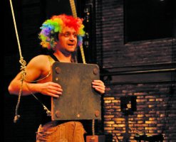 هنكمان الألماني» لتوللر.jpg