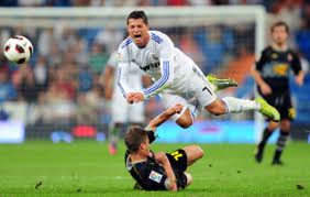 ملف:Cristiano fly.jpg