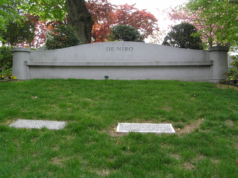 ملف:1 De Niro 800.jpg