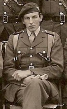 ملف:Digby Tatham-Warter.jpg