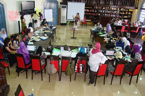 ملتقى النساء التقنيات العرب 2010.