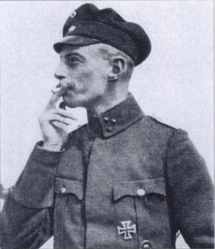 ملف:1919 hans baron manteuffel-szoege.png