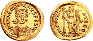 Solidus Marcian RIC 0509.jpg
