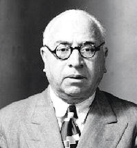 توفيق السويدي.jpg