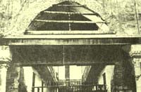 ملف:الإيوان الجنوبي للبيمارستان.jpg