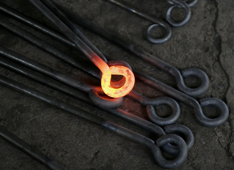 ملف:Hot metalwork.jpg