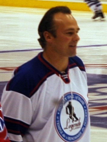 ملف:Dale Hawerchuk.jpg