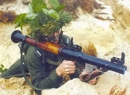 ملف:Rpg-7v.jpg