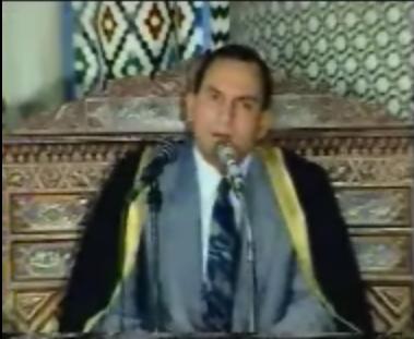 ملف:Reciter nuina.jpg