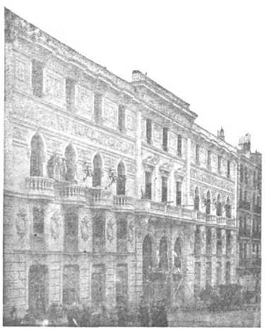 ملف:Fachada del Teatro Lírico, en Alrededor del Mundo.jpg