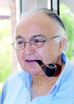 وليد اخلاصي.jpg