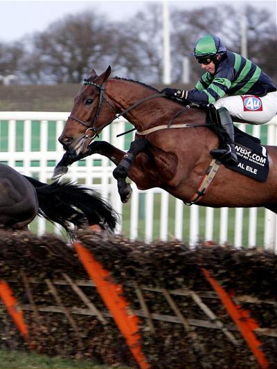 ملف:Tony dobbin.jpg