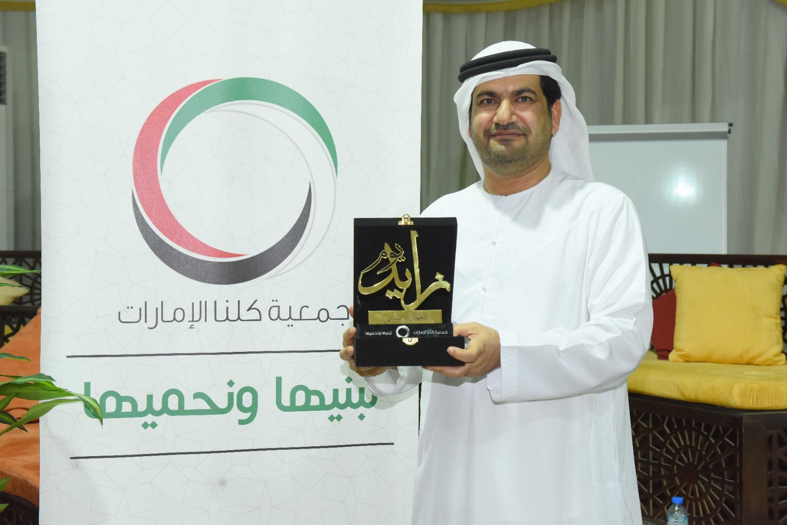 الشيخ حسن عليان