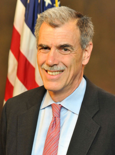 ملف:Donald Verrilli -DOJ Portrait-.jpg