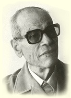 نجبب محفوظ الحائز علي جائزة نوبل في الآداب عام 1988