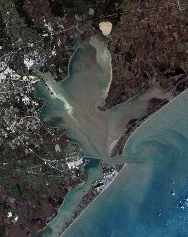 ملف:Galveston Bay Landsat.jpg