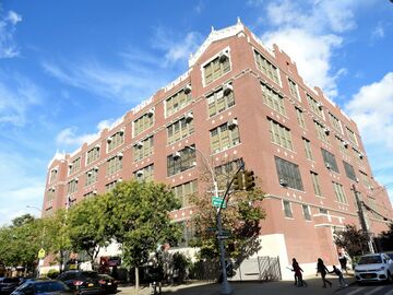 PS 196 Ten Eyck School