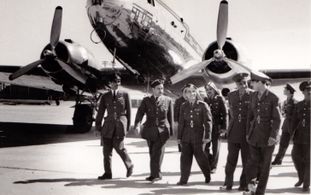 عبد الناصر والملك حسين