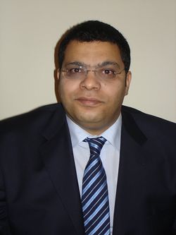 مصطفى اللباد 01.JPG