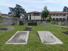 Graves Marguerite-EdouardNaville-CimetiereGenthod RomanDeckert12062021 02.jpg