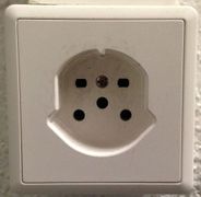 Type 15 socket (3-phase, 10 A)