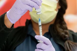 رفض الإنجليين للقاح.jpg