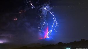 برق بركاني2.jpg