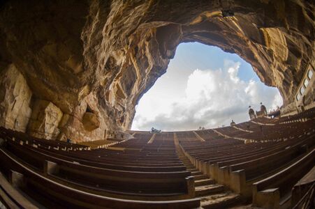 دير القديس سمعان.jpg