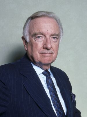 Walter Cronkite November 1983 gtfy.00866 (cropped).jpg