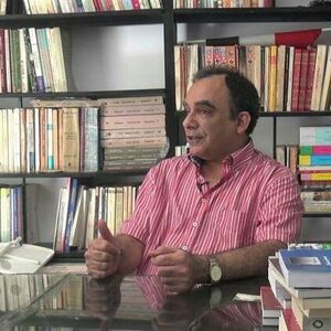 شريف يونس مؤرخ.jpg