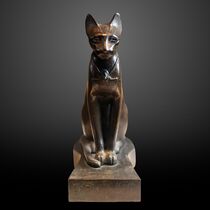 Cat statue of Bastet in the Louvre