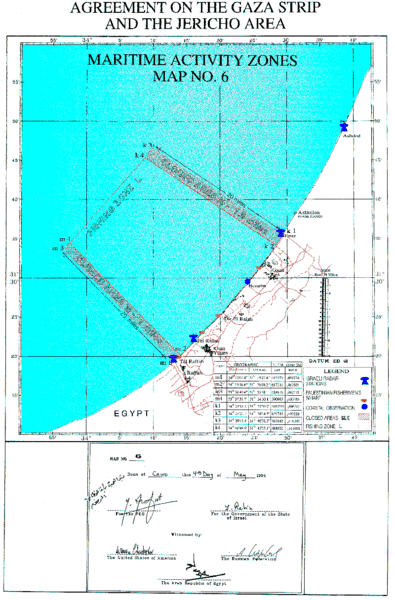 خريطة 8 - مناطق النشاط البحري. لاحظ التالي: 1- الترسيم هو لمناطق النشاط البحري، وليست حدوداً. 2- الحدود البحرية هي امتداد للحدود البرية المصرية، على عكس ما يزعم البعض في الدولة المصرية. 3- الترسيم يمتد فقط لمسافة 20 كيلومتر، أي لا يمكن استخدامه كمبرر لإنكسار الحدود الإسرائيلية الجائر على الجانب المصري بعد العشرين كيلومتر. 4 - توقيع الرئيس ياسر عرفات مشروط كما يظهر في الخريطة.