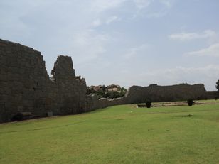 أطلال المدينة القديمة