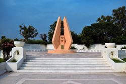 Front View with Stairs.jpg