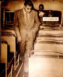 عبد الناصر، أول أتوبيس عربي، مجلة بناء الوطن.