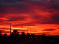 الشروق في تبوك أثناء الشتاء.