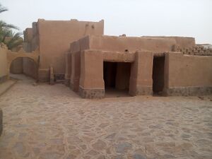 Square of the old ksar of beni abbes.jpg