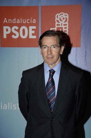 VICE SECRETARIO GENERAL - BERNARDINO LEON 01.jpg