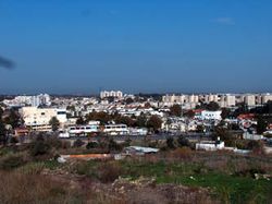 Yavne city.jpg