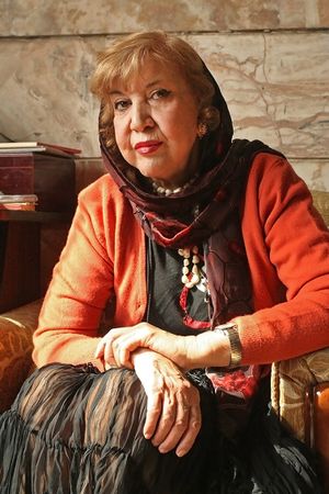 سیمین بهبهانی - Simin Behbahani.jpg