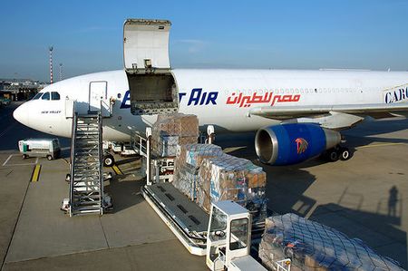 الشحن الجوي على مصر للطيران